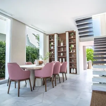 9 Rio Playa * ماربيا