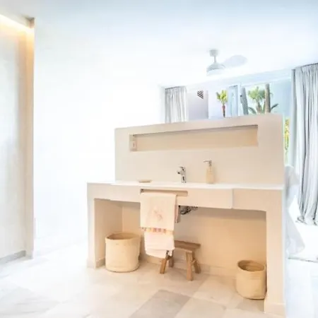 9 Rio Playa شقة ماربيا