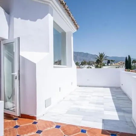 9 Rio Playa شقة ماربيا